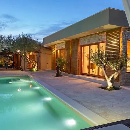 Romance Casa de Campo Sukošan