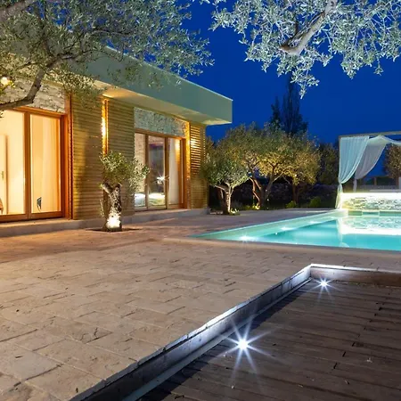 Romance Casa de Campo Sukošan