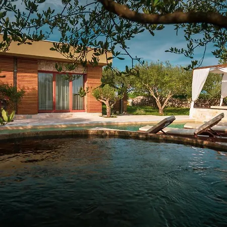 Romance Country house *