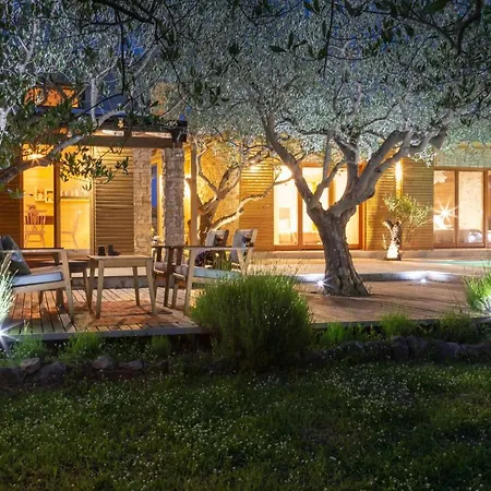 Country house Romance